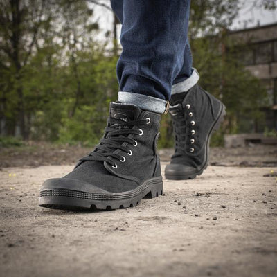 M-Tac sneakers